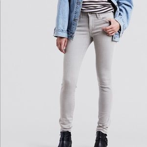 Levi’s 711 Skinny Jeans